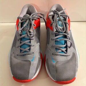 Nike Men's Freak 4 Basketball Athletic Shoes Sneakers Size 7